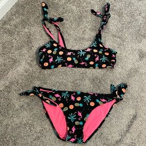 Xhilaration bikini- flamingo print - size large - juniors